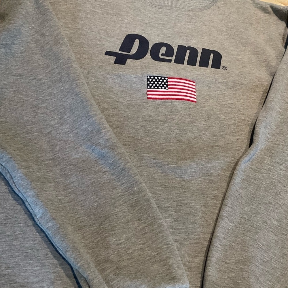Men's Classic Vintage Feel  Penn College Style Crewneck With American Flag - Picture 7 of 8